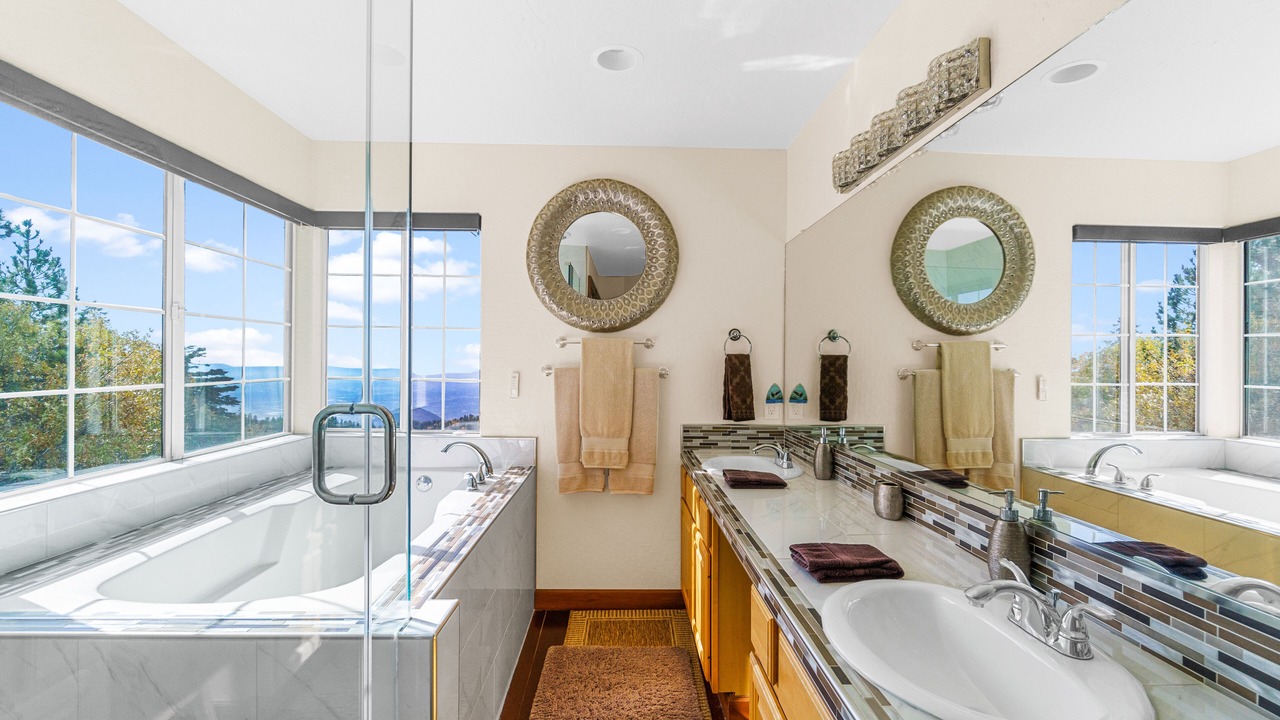 Photo of Bathroom in Running Springs