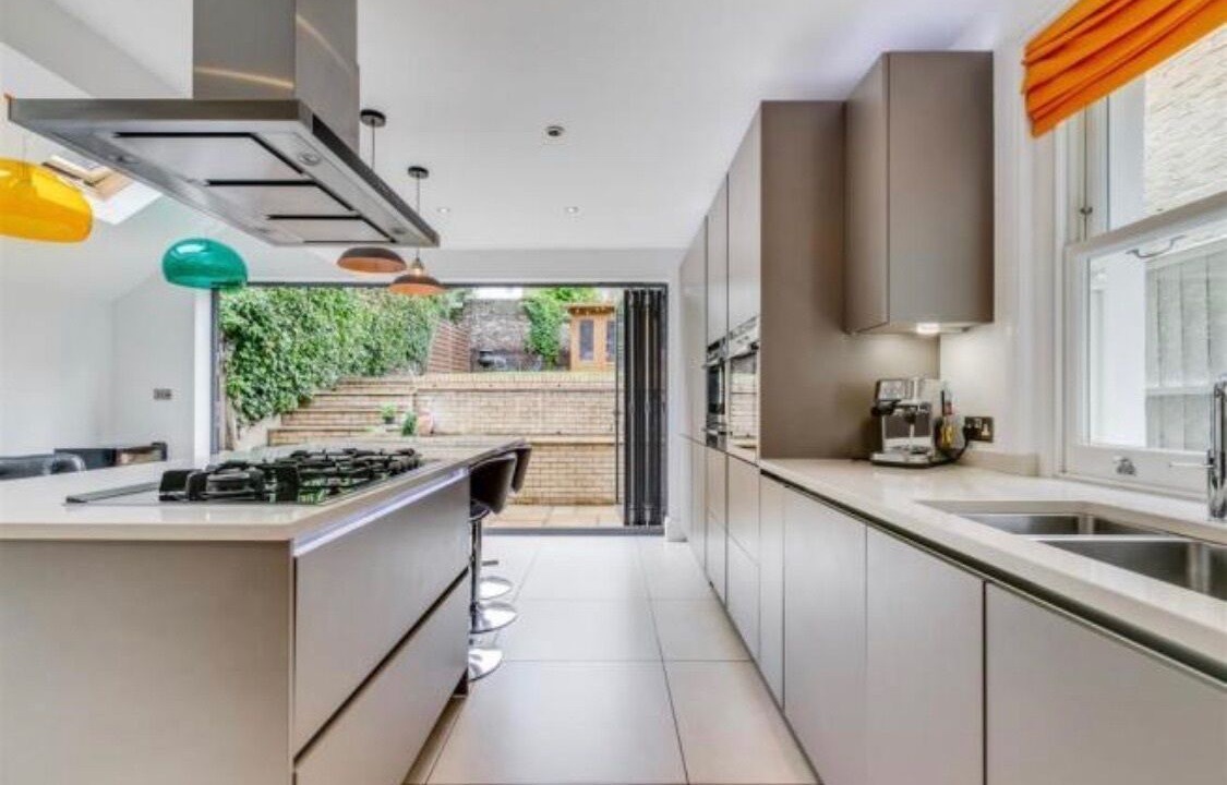 Photo of Kitchen in Chiswick Riverside
