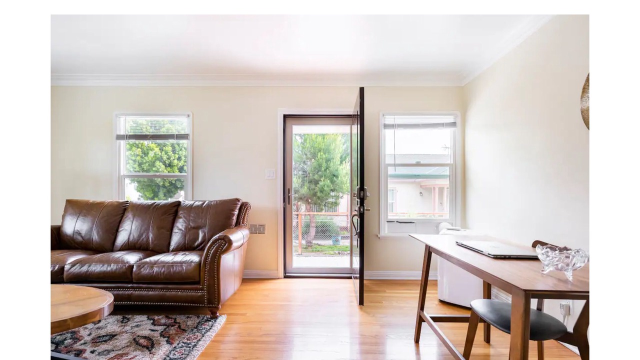 Photo of Livingroom in Ladera Heights