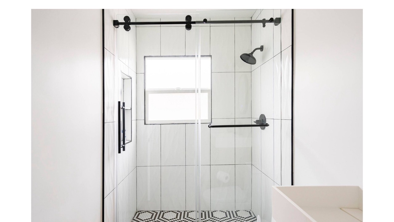 Photo of Bathroom in Ladera Heights