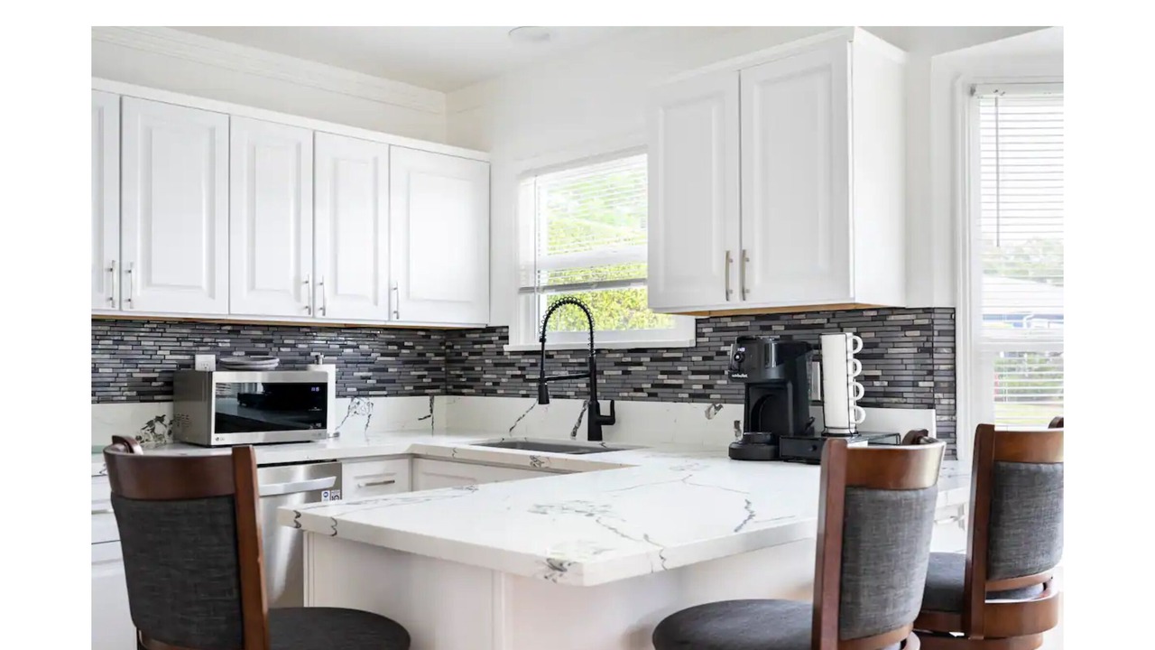 Photo of Kitchen in Ladera Heights
