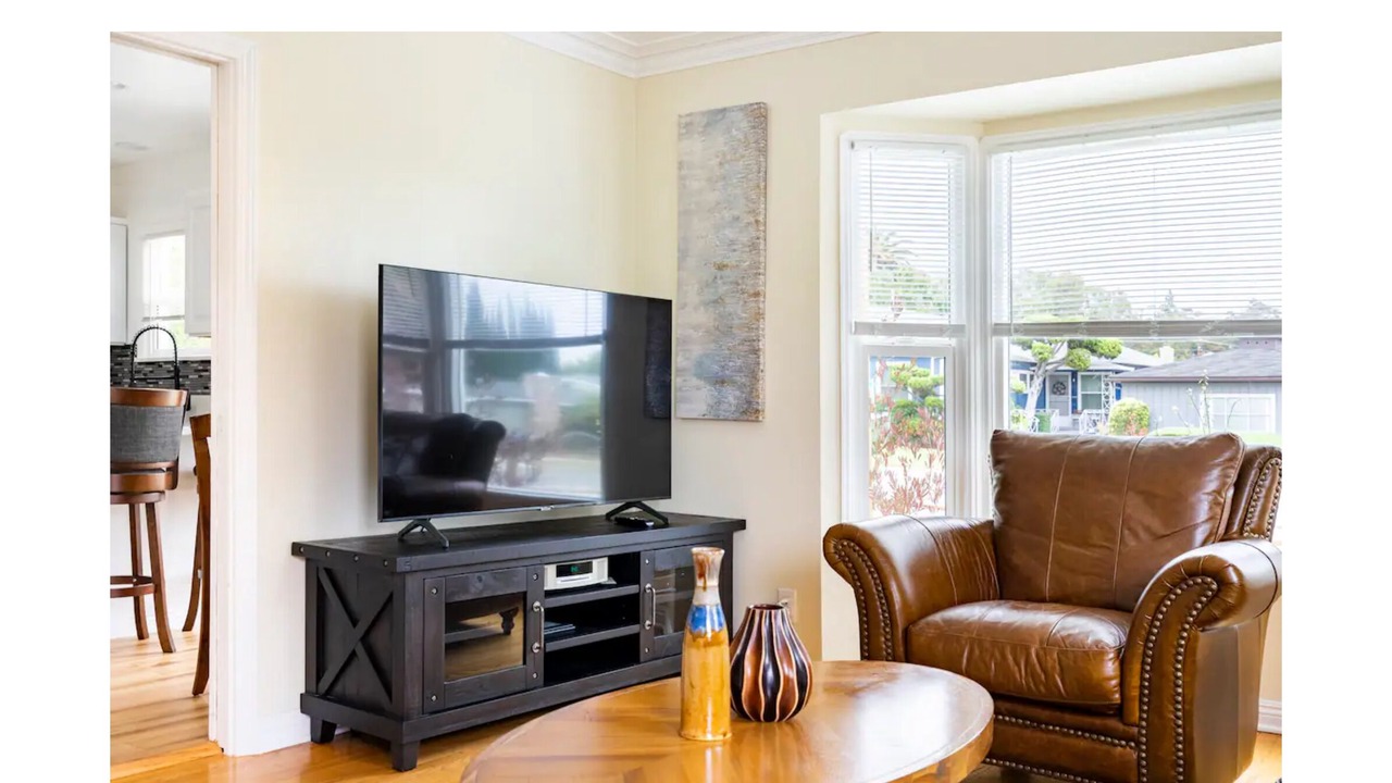 Photo of Livingroom in Ladera Heights