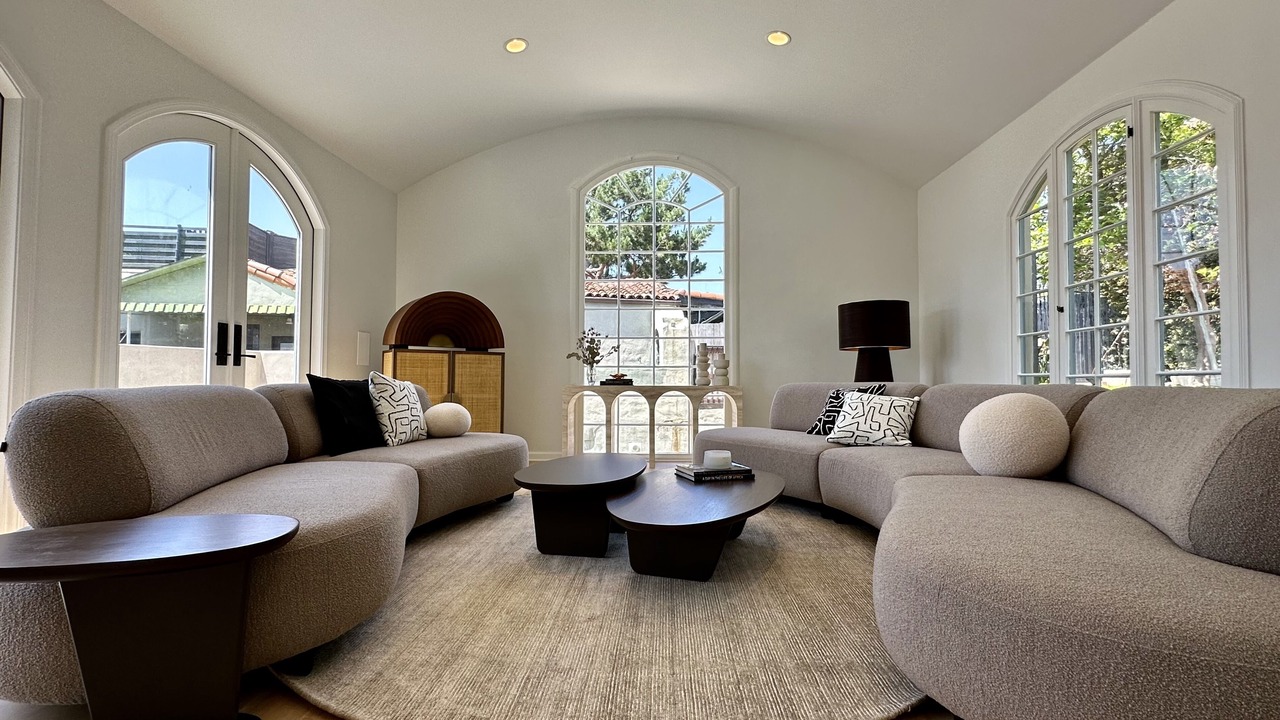 Photo of Livingroom in Hollywood Hills