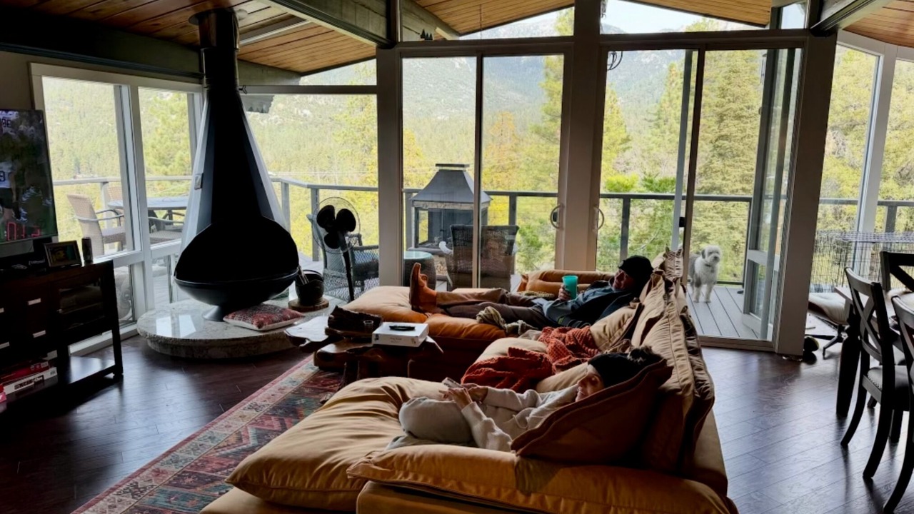 Photo of Livingroom in Idyllwild