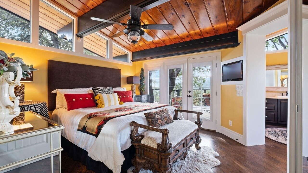 Photo of Bedroom in Idyllwild
