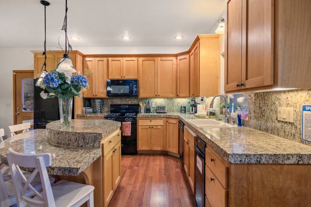 Photo of Kitchen in Cedar Glen