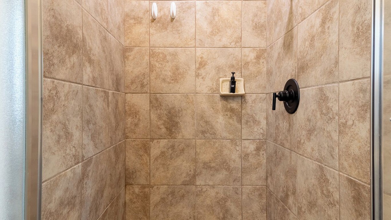 Photo of Bathroom in Harbor