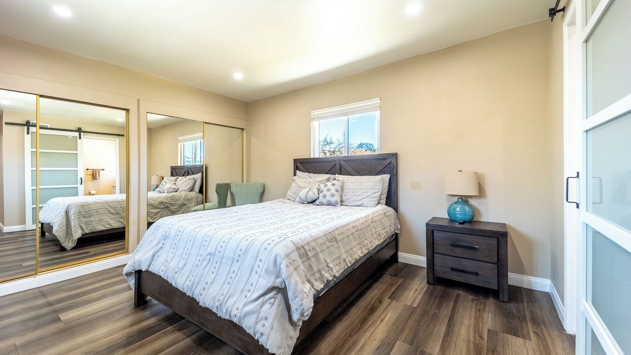 Photo of Bedroom in Harbor