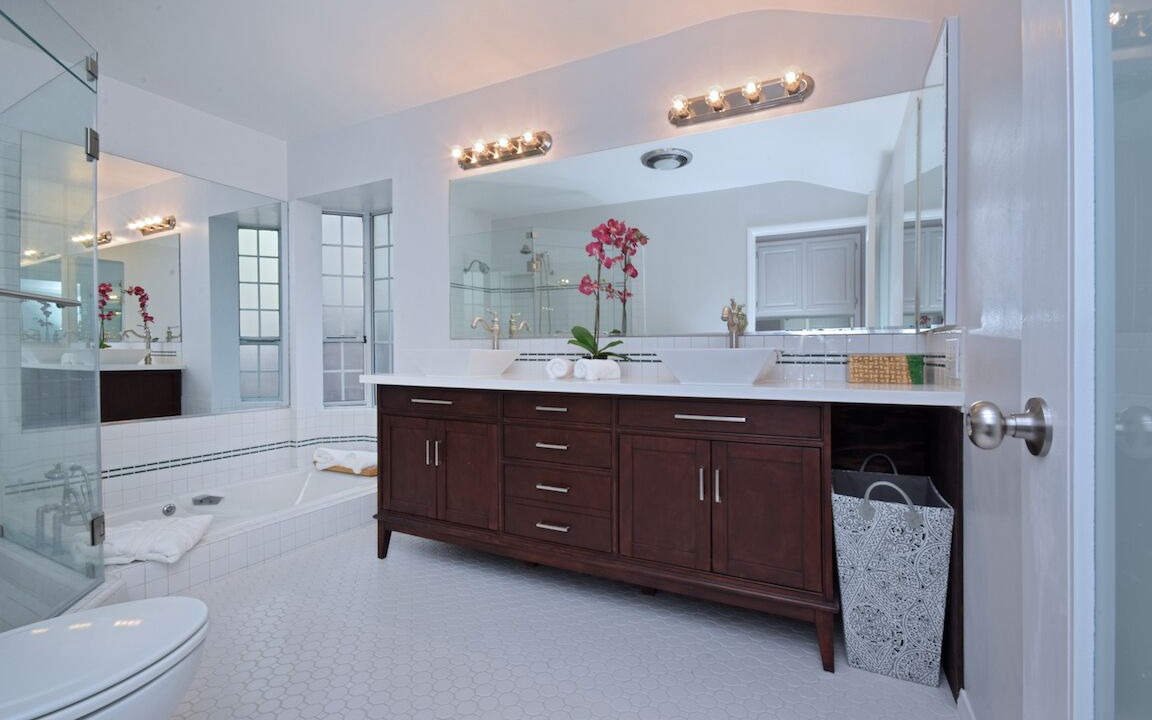 Photo of Bathroom in Shadow Hills