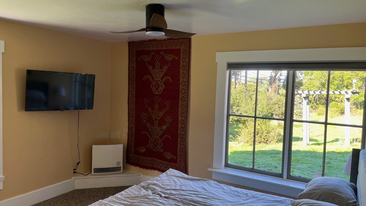 Photo of Bedroom in Fort Bragg
