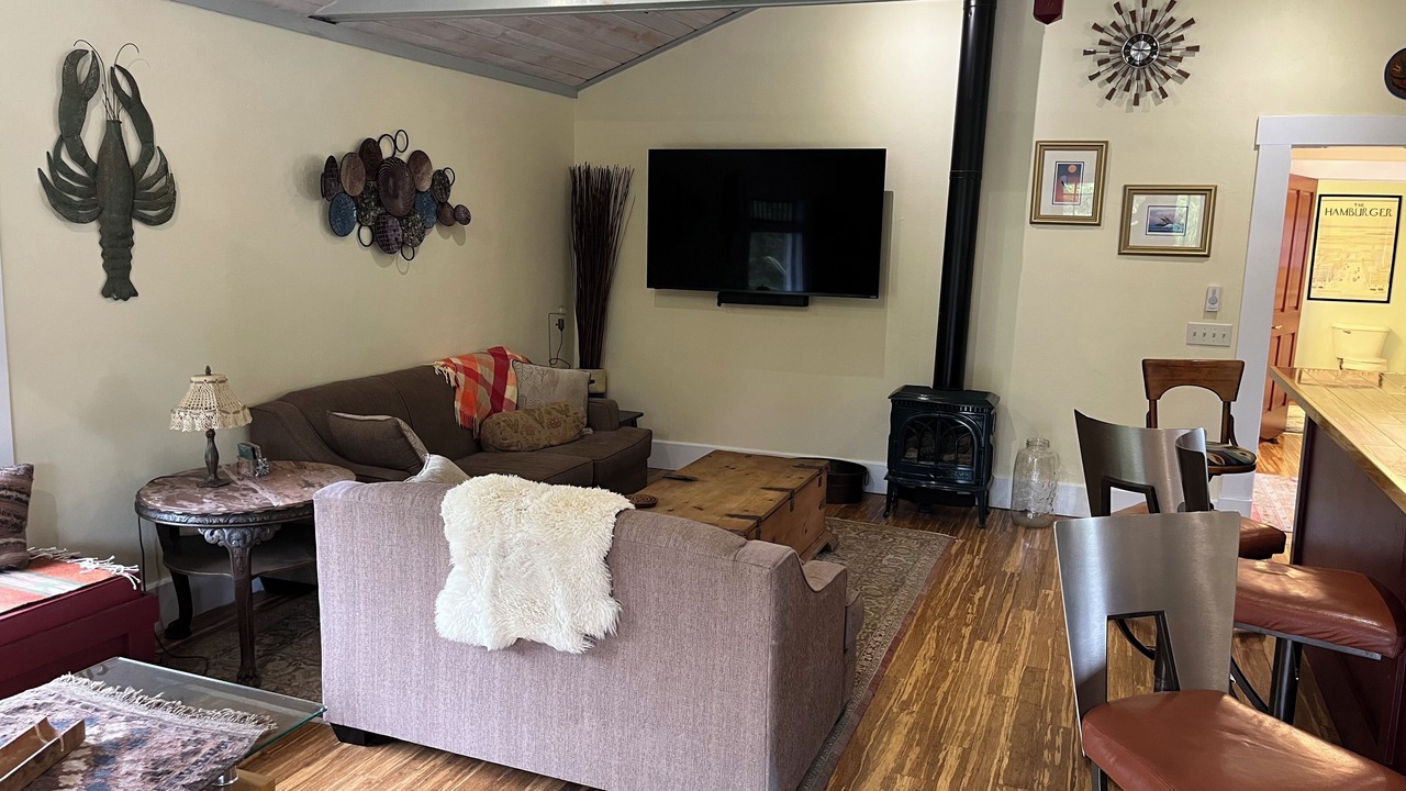 Photo of Livingroom in Fort Bragg