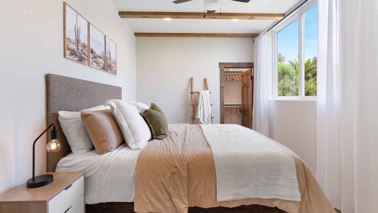 Photo of Bedroom in Escondido