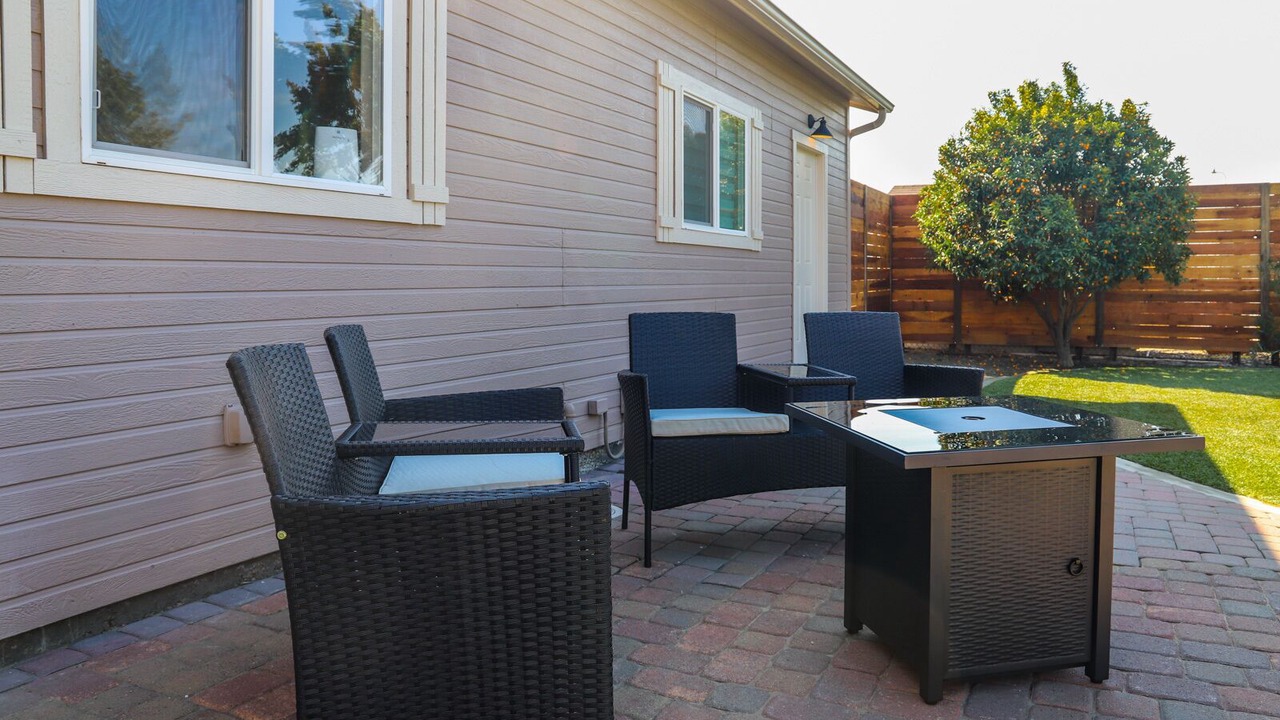 Photo of Patio Balcony in Raisin