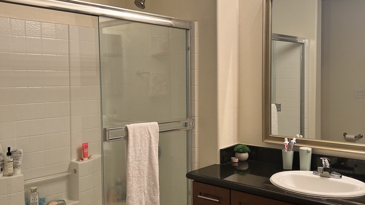 Photo of Bathroom in Downtown Los Angeles