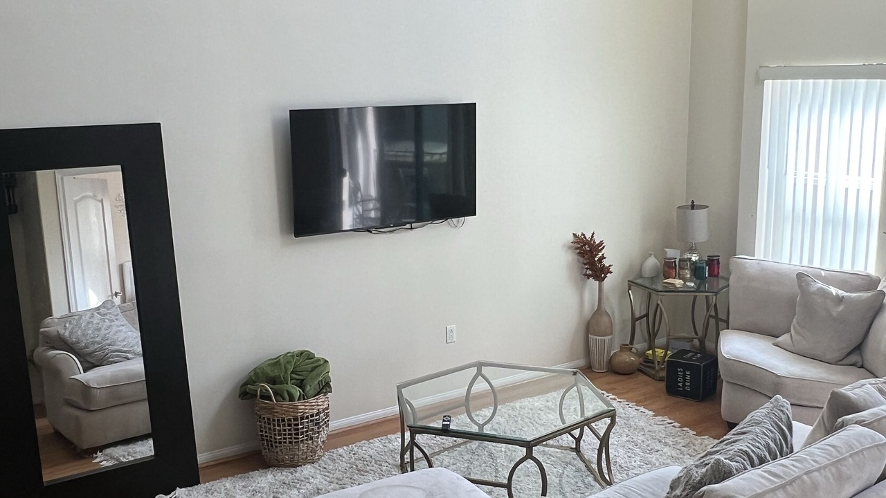 Photo of Livingroom in Downtown Los Angeles