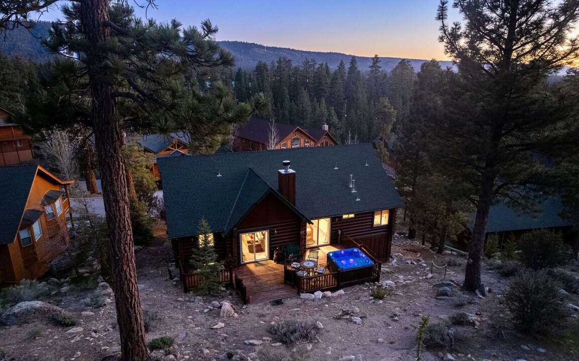 Photo of Outdoor in Castle Glen Estates