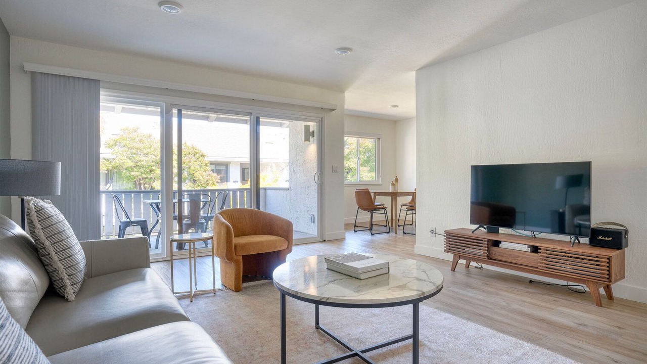 Photo of Livingroom in Cupertino