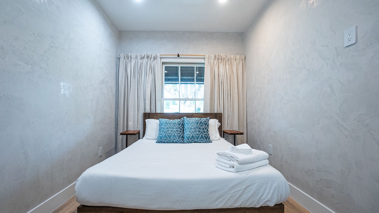 Photo of Bedroom in Burbank