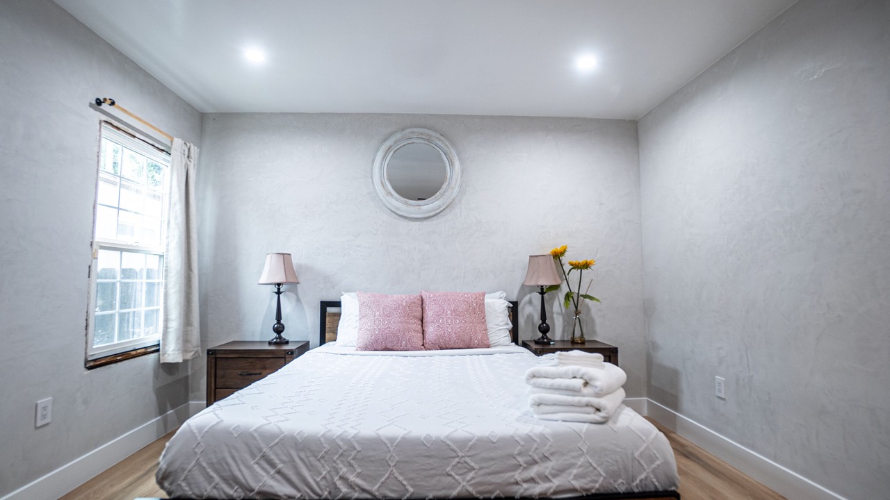 Photo of Bedroom in Burbank