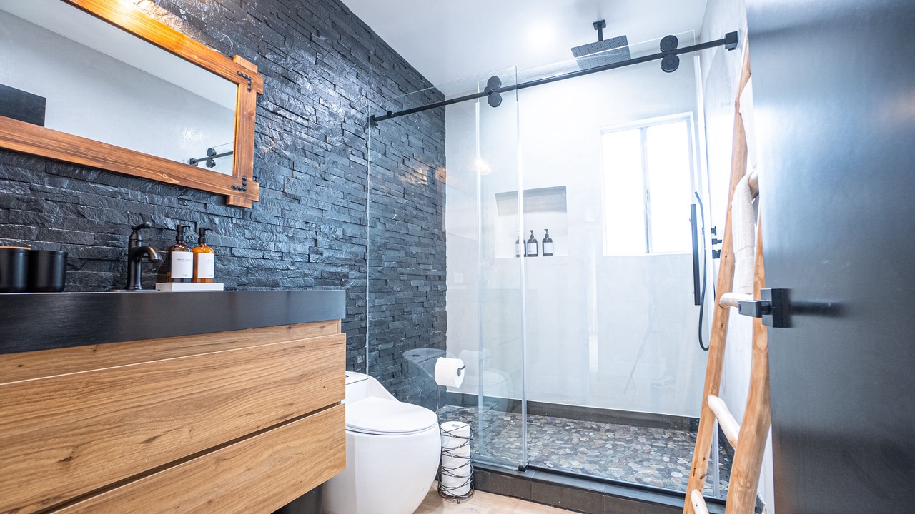 Photo of Bathroom in Burbank