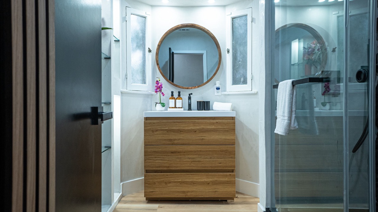 Photo of Bathroom in Burbank