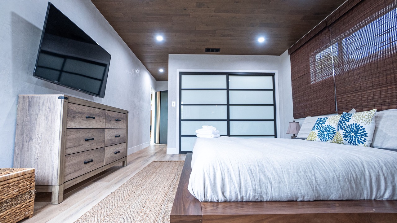 Photo of Bedroom in Burbank
