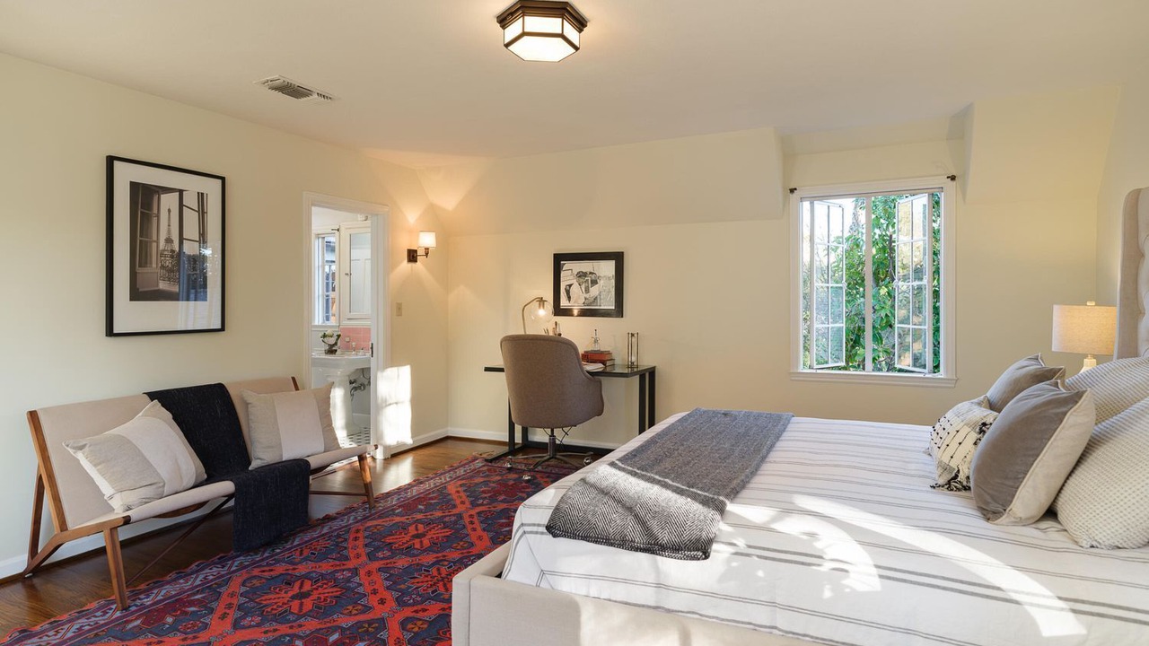 Photo of Bedroom in North Central