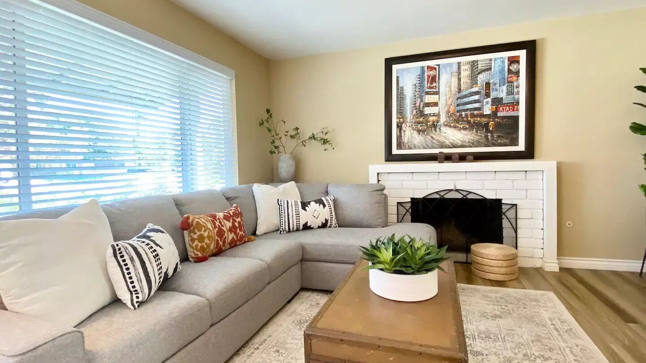 Photo of Livingroom in Arlington South