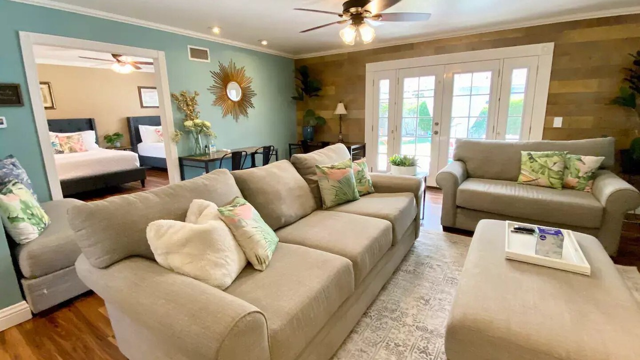 Photo of Livingroom in Arlington South