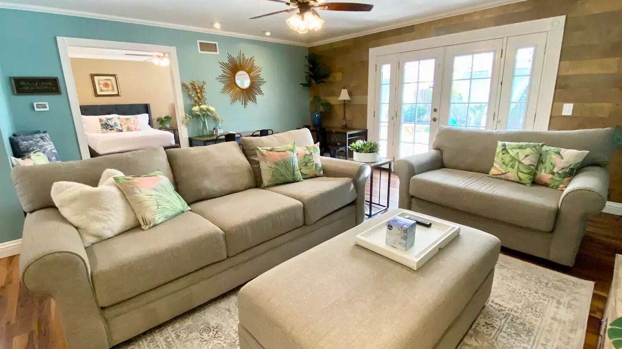 Photo of Livingroom in Arlington South