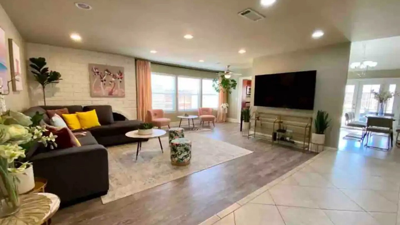 Photo of Livingroom in Arlington South