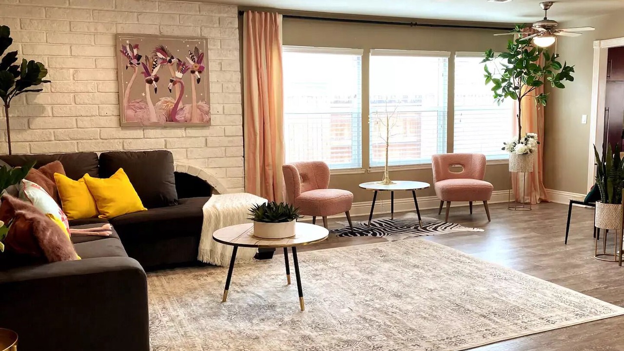 Photo of Livingroom in Arlington South