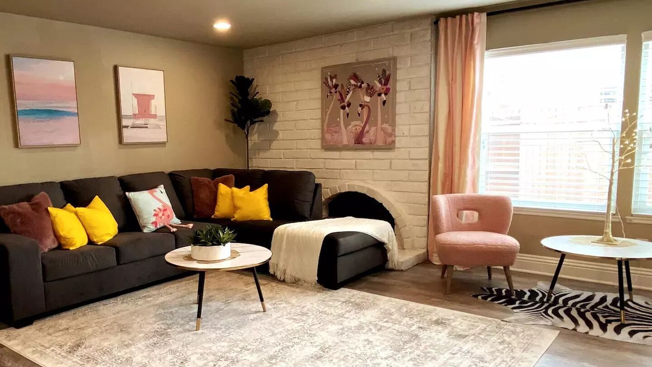 Photo of Livingroom in Arlington South
