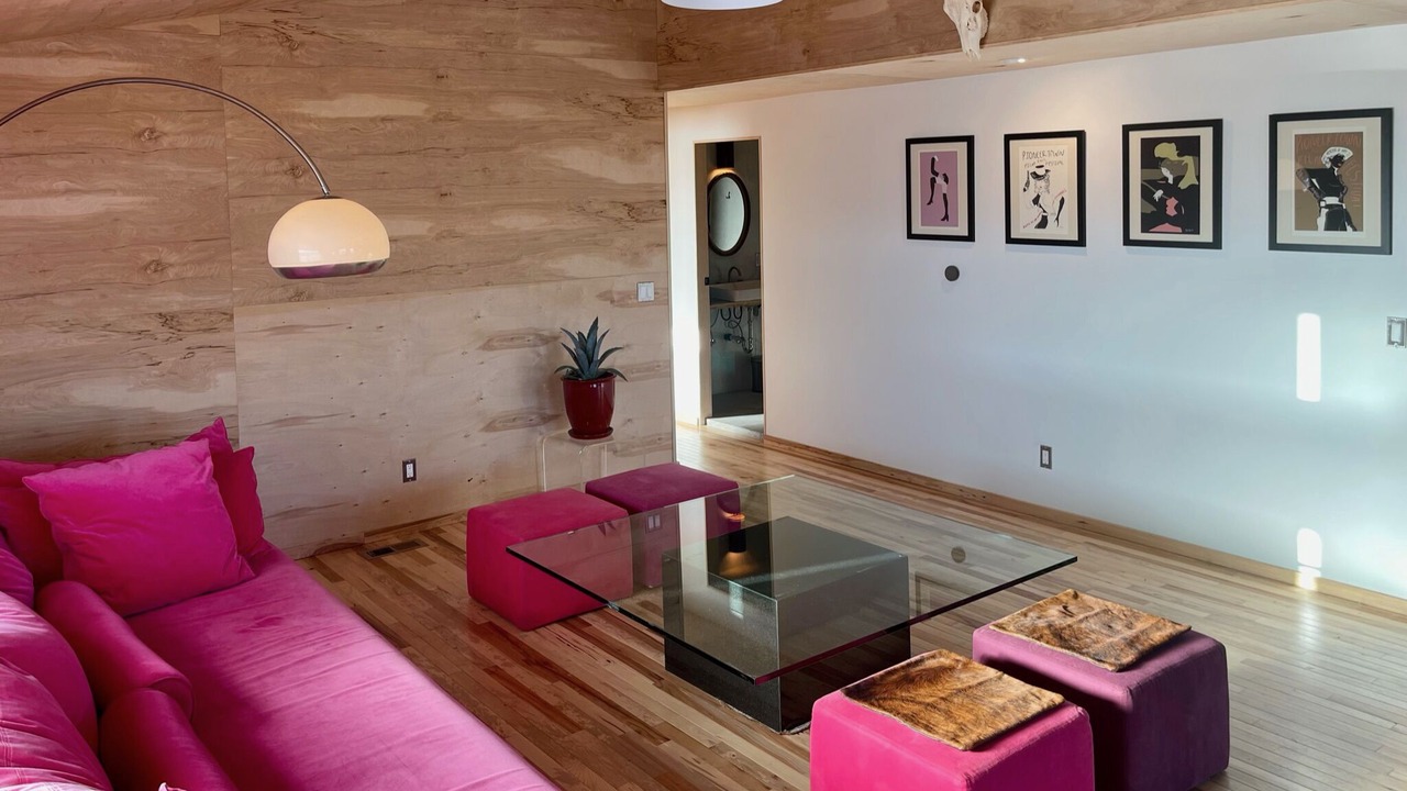 Photo of Livingroom in Landers
