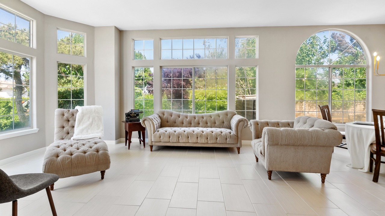Photo of Livingroom in Lancaster