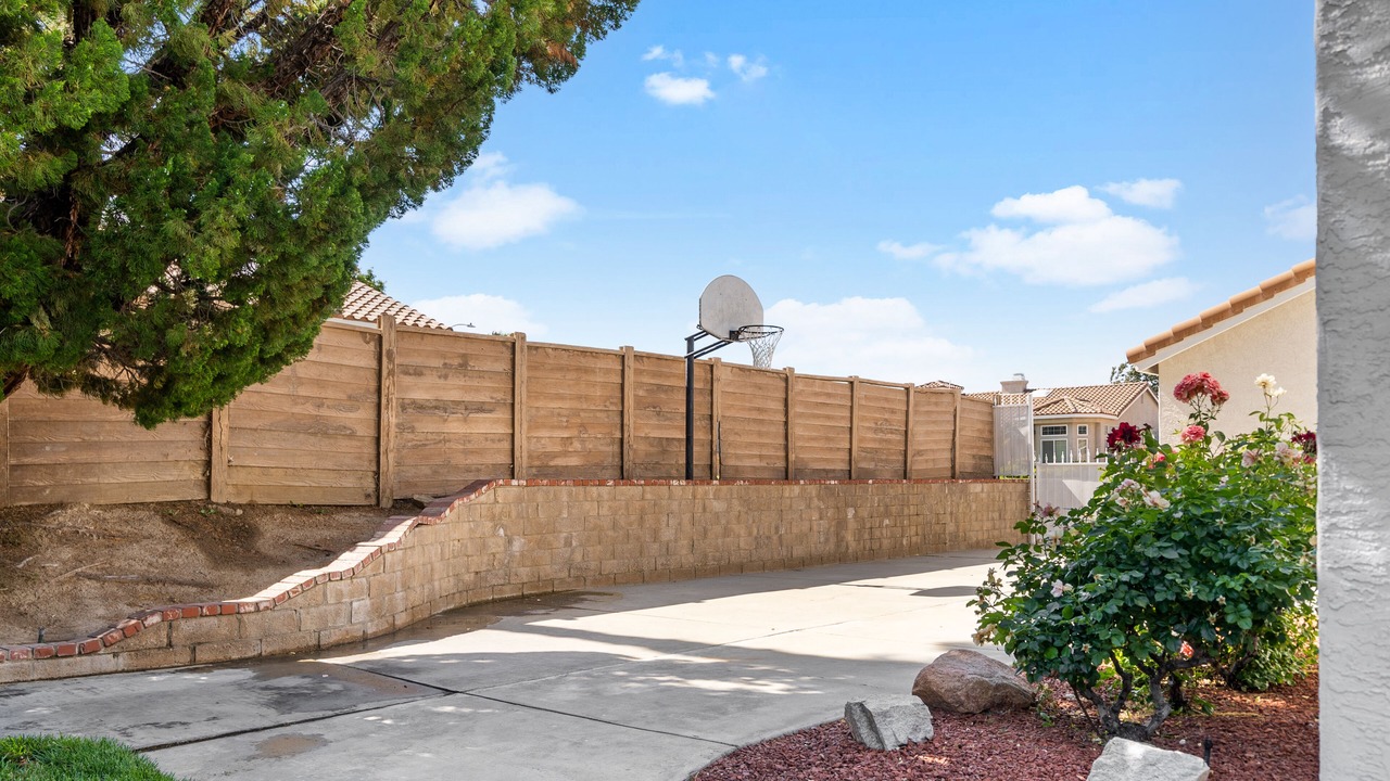 Photo of Outdoor in Lancaster