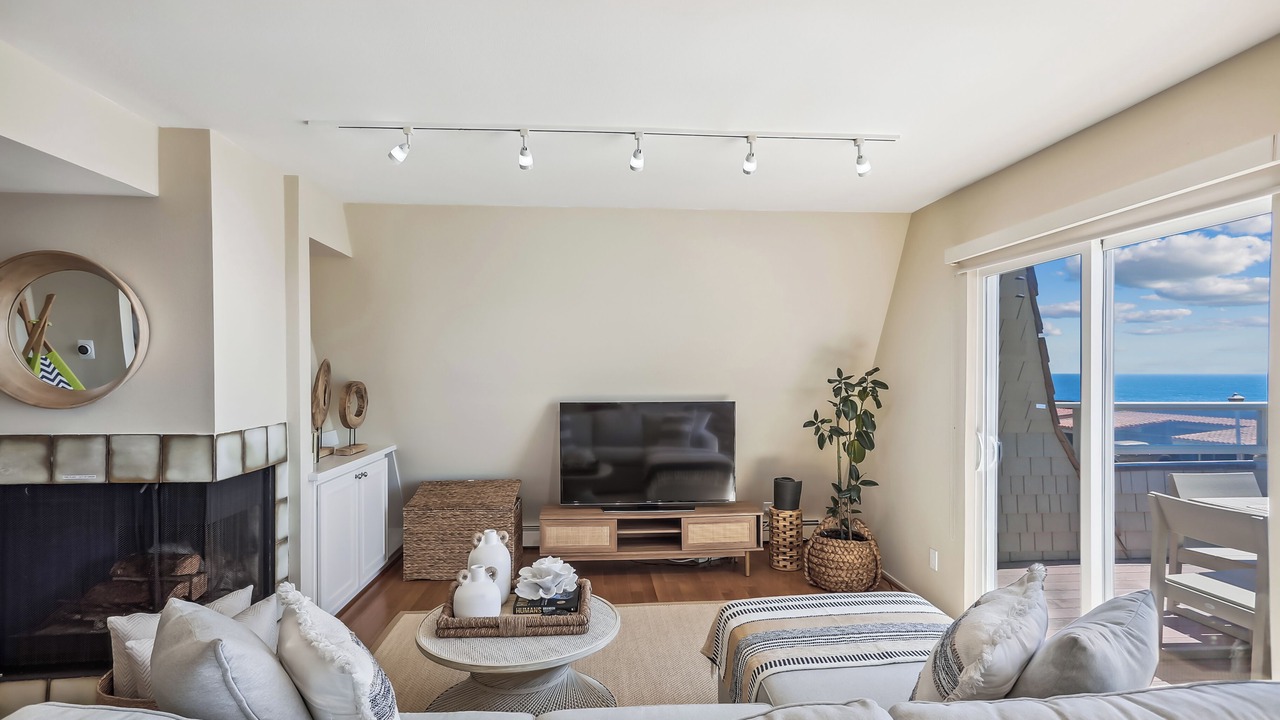 Photo of Livingroom in La Selva Beach