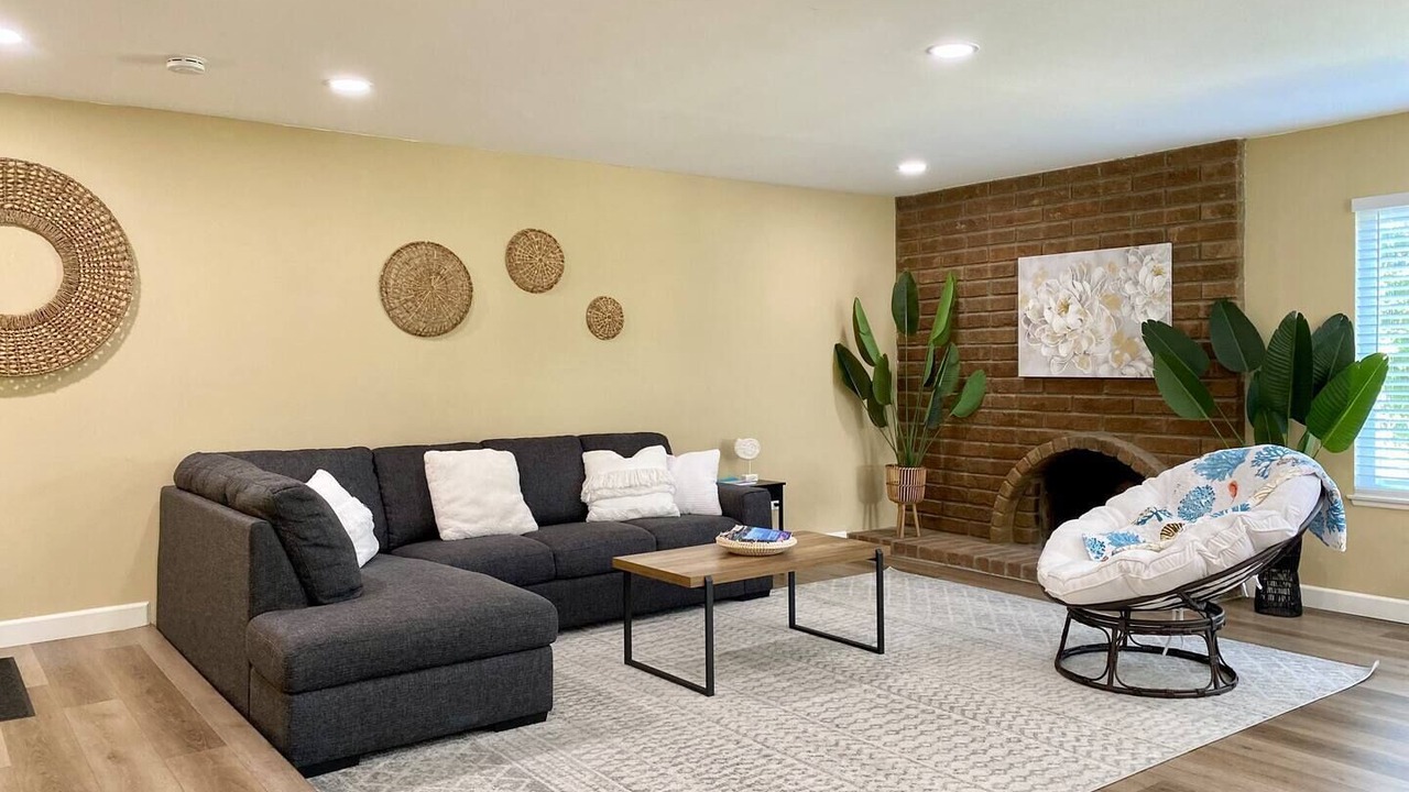 Photo of Livingroom in Arlington South