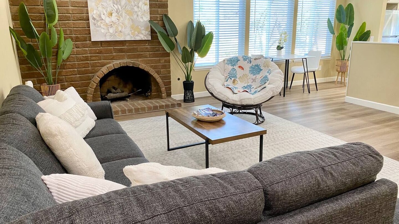 Photo of Livingroom in Arlington South