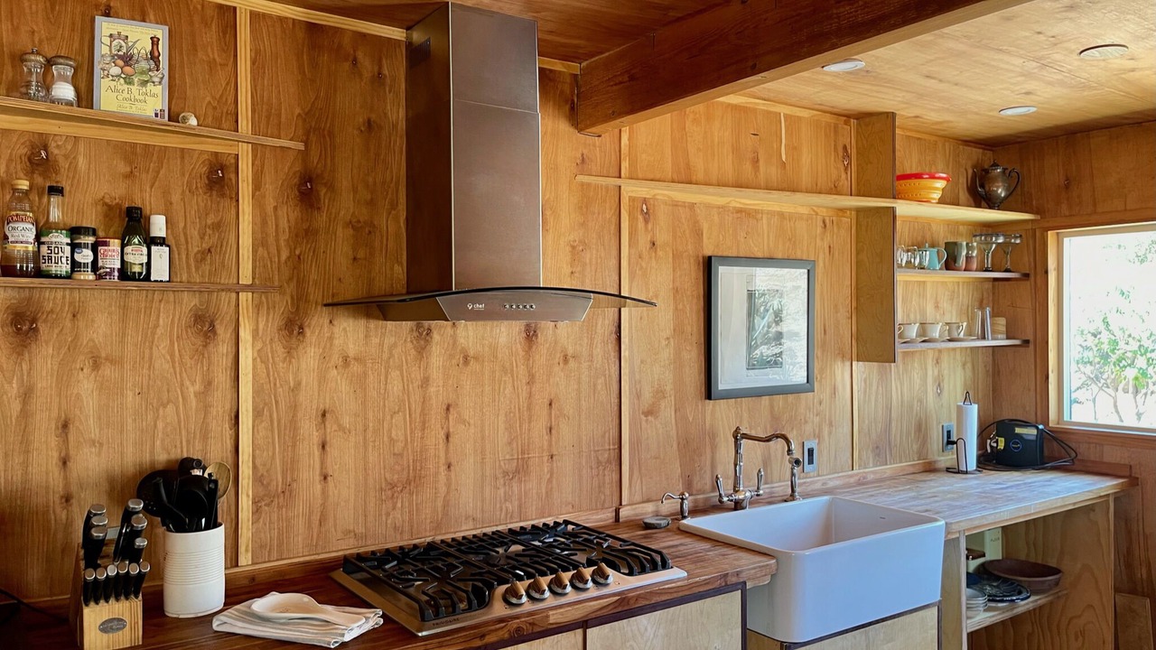 Photo of Kitchen in Morongo Valley