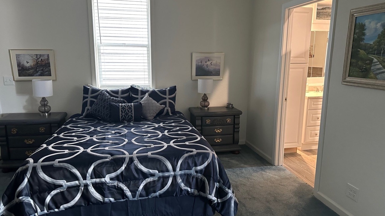 Photo of Bedroom in Crescent City