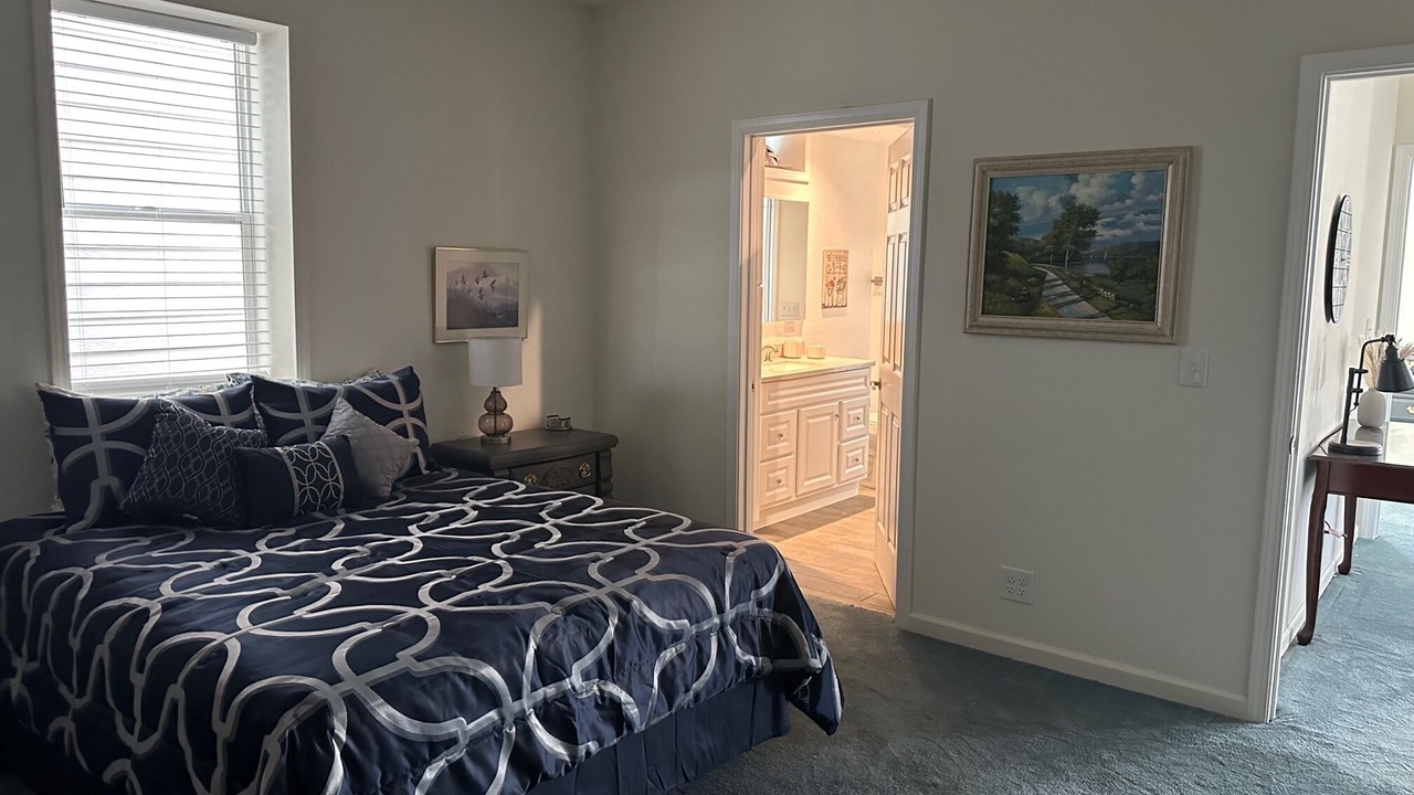 Photo of Bedroom in Crescent City