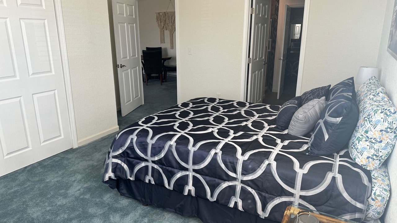 Photo of Bedroom in Crescent City