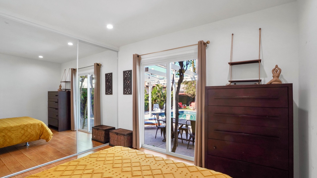 Photo of Bedroom in Woodland Hills