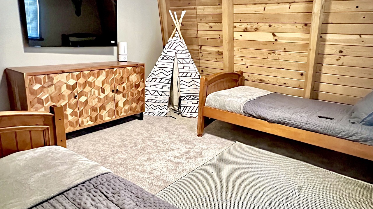 Photo of Bedroom in Big Bear City
