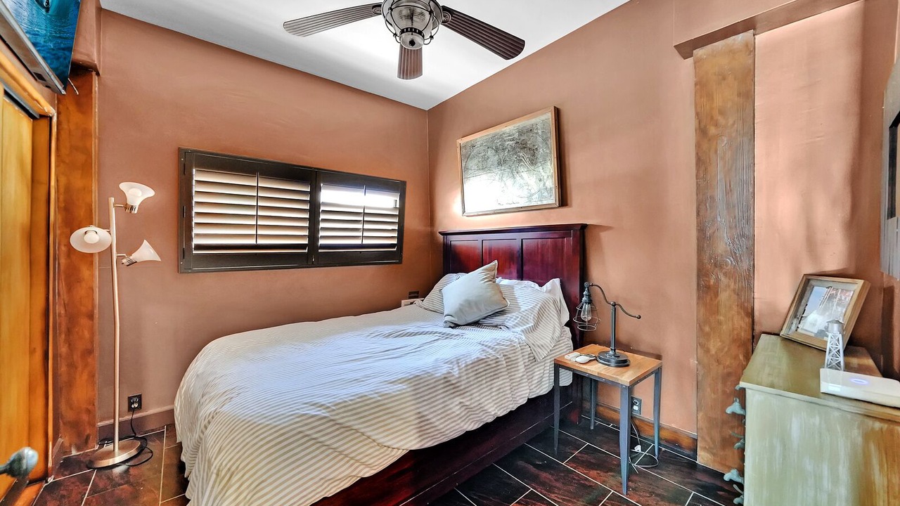 Photo of Bedroom in Seal Beach