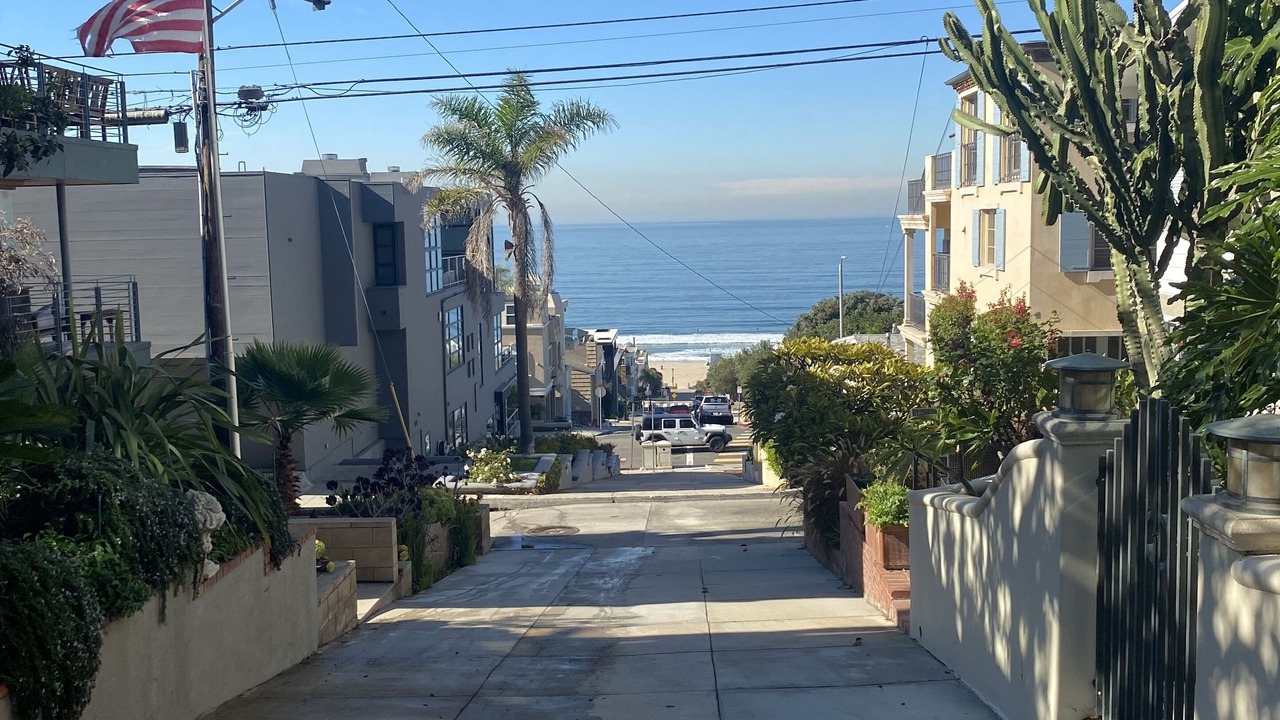 Photo of Outdoor in Gas Lamp Section