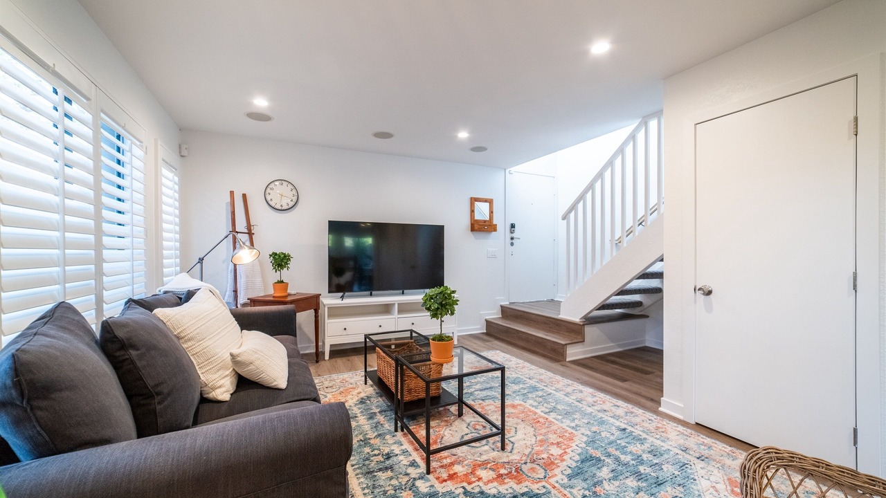 Photo of Bedroom in Cardiff-by-the-Sea
