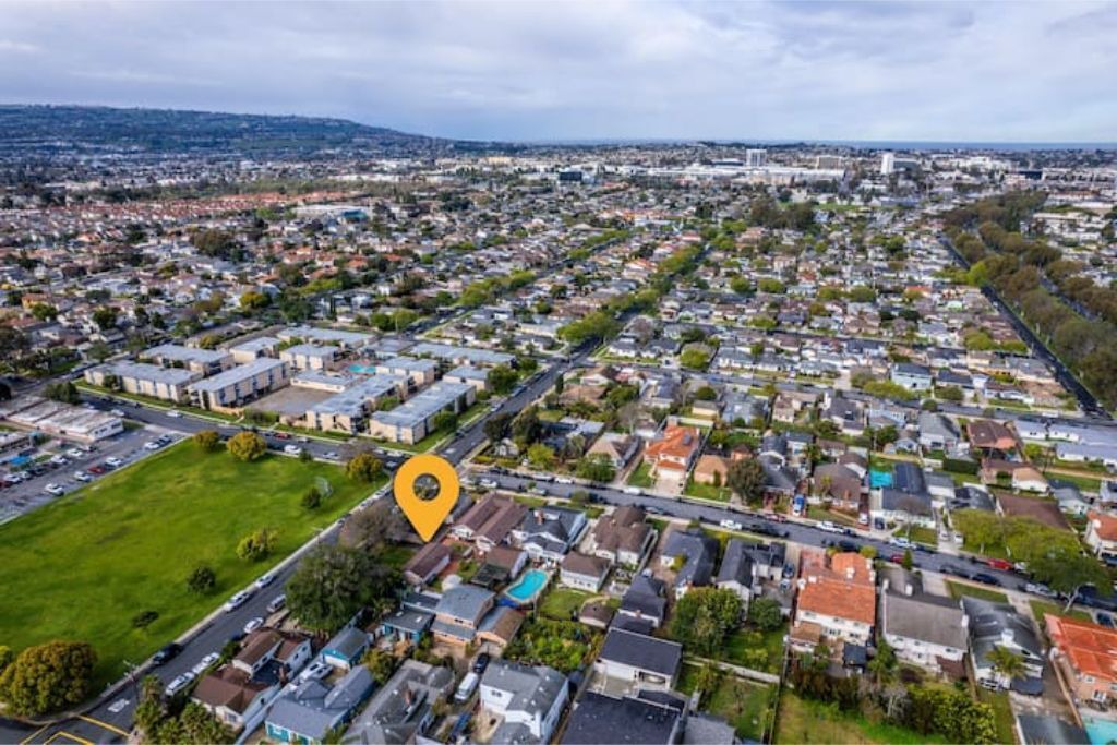 Photo of Outdoor in Madrona