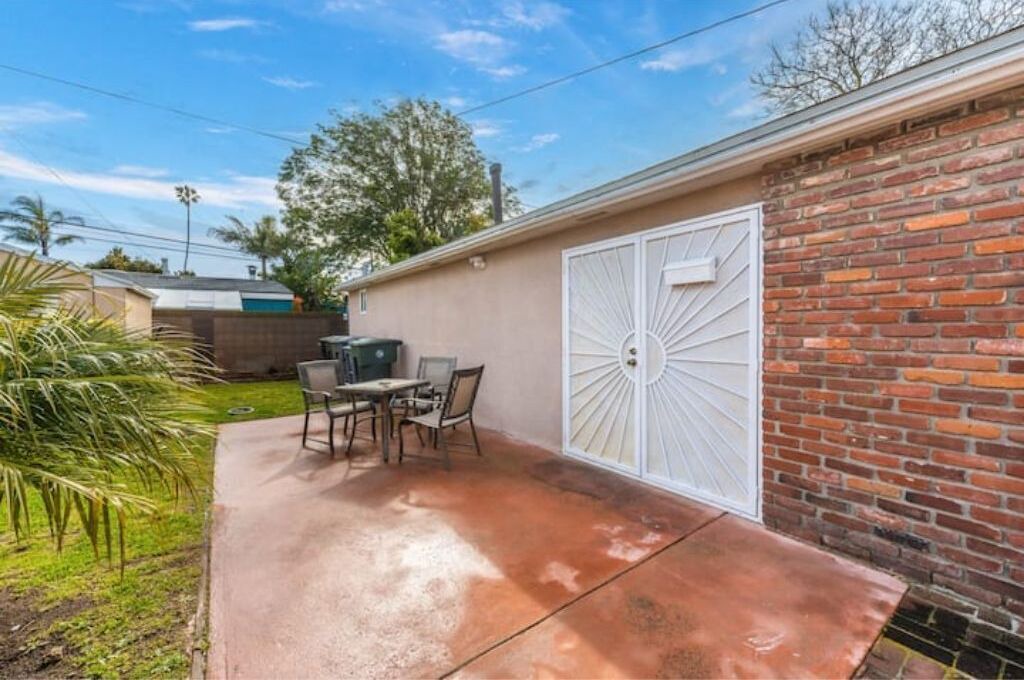 Photo of Outdoor in Madrona